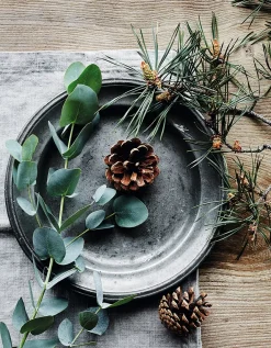 Fir Tree Pillar Candle – Medium