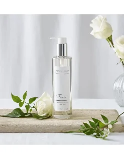 Flowers Signature Candle