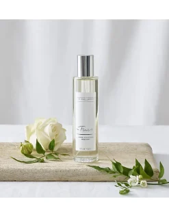 Flowers Signature Candle