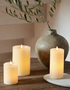 Glow LED Candle – Medium