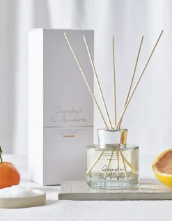 Grapefruit & Mandarin Signature Candle