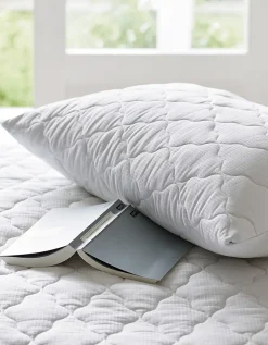 Outlast Temperature Balance Quilted Pillow Protector
