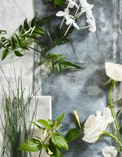 Spring Botanical Candle – Medium