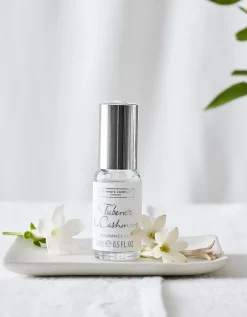 Tuberose & Cashmere Signature Candle